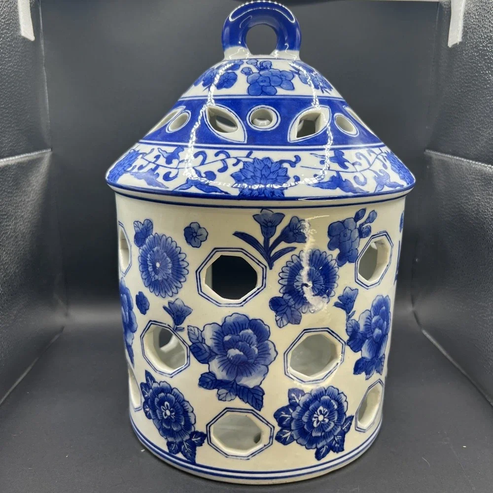 Vintage Blue & White Porcelain Birdhouse Lantern Candle Holder Chinoiserie 12